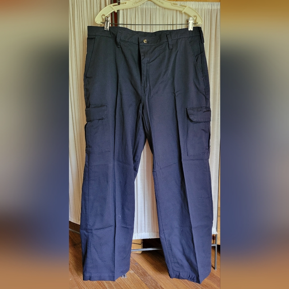 NEW "Red Kap" navy work pants. 38 inch waist.